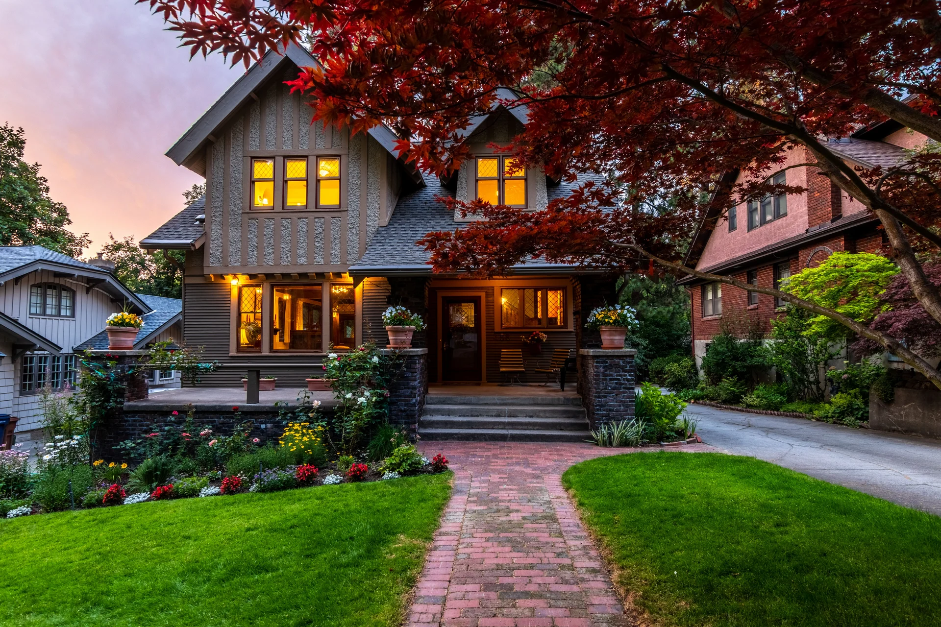 Representative Craftsman-style home image for Oregon City sale result