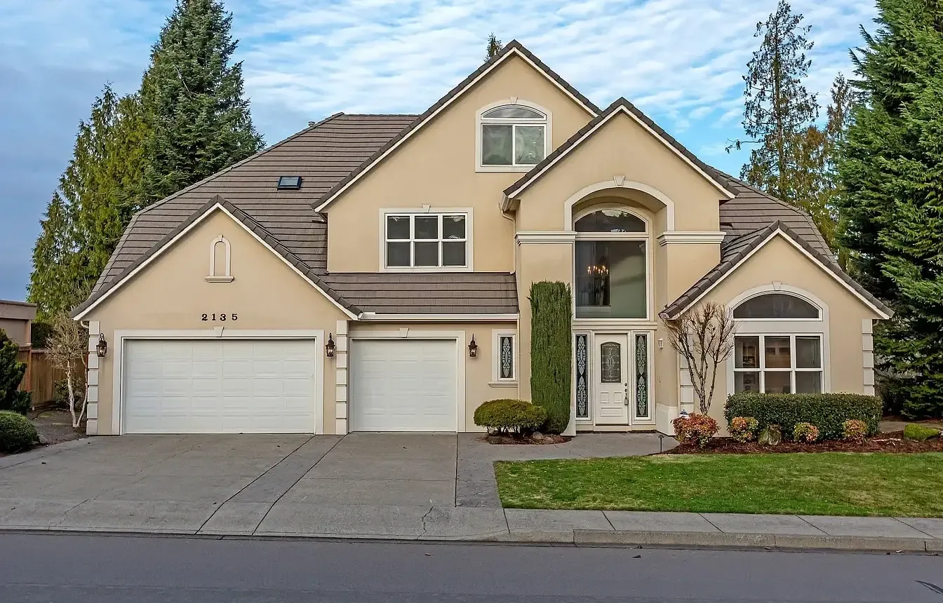 Front exterior of 2135 NW Lacamas Drive in Camas, Washington